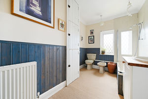 439 Sandygate Road Sandygate